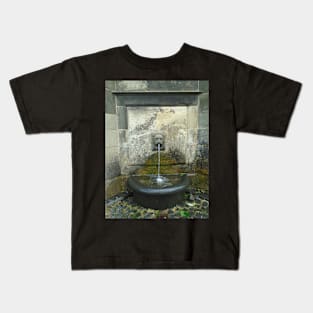 The Bruce Fountain, Falkland, Scotland Kids T-Shirt